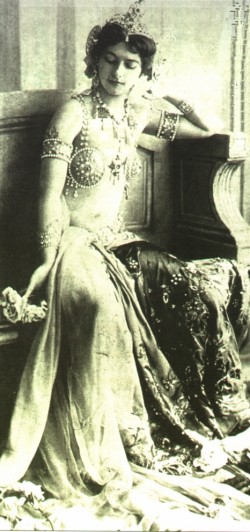 Mata Hari - Bild 2